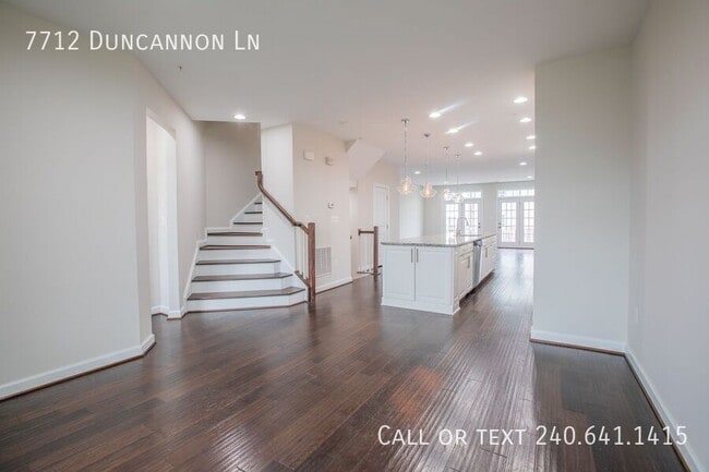 Building Photo - 7712 Duncannon Ln