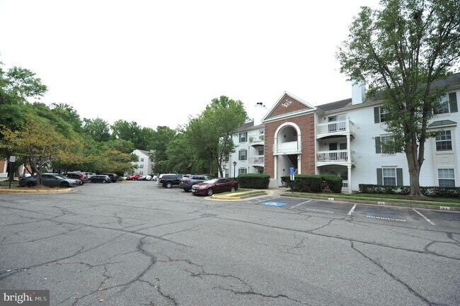 Building Photo - 5707 Olde Mill Ct