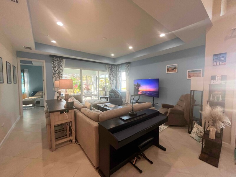 Building Photo - 614 Coral Reef Way