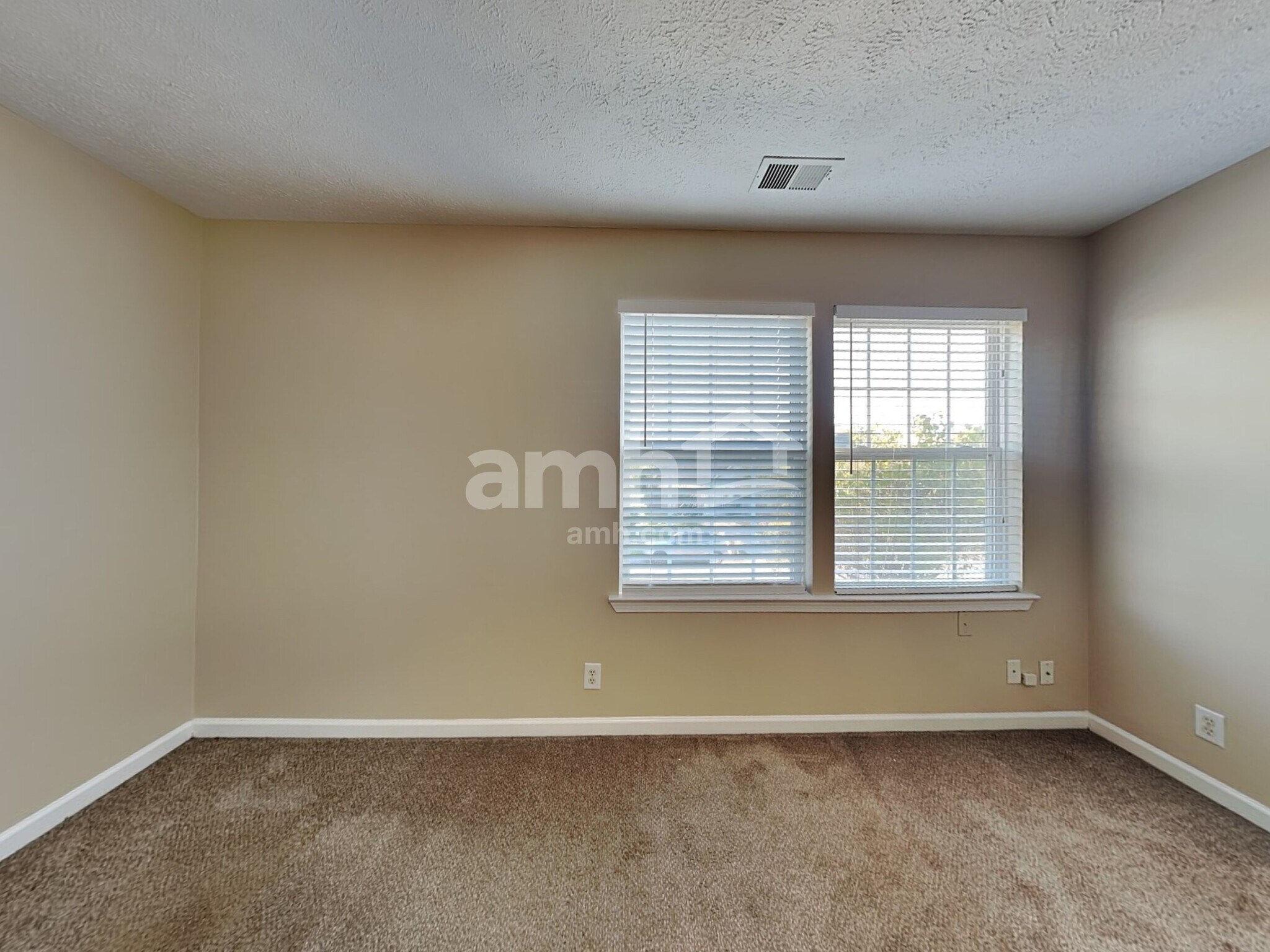 Building Photo - 2615 River Meade Way