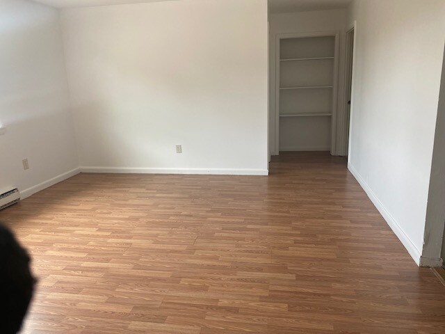 Building Photo - 41 Belair Dr