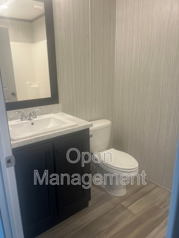 Building Photo - 825 1st Ave E