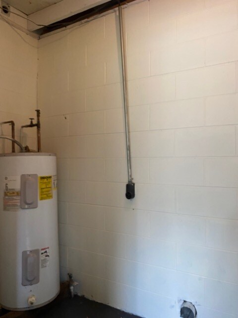 Building Photo - 123 Kendra Ave