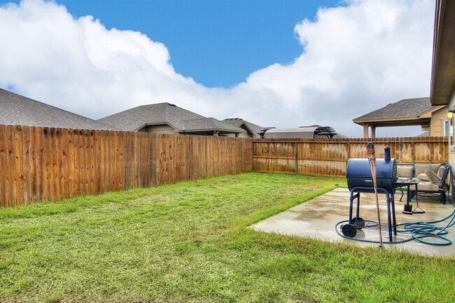 Building Photo - 2206 Oso Bay Preserve Dr