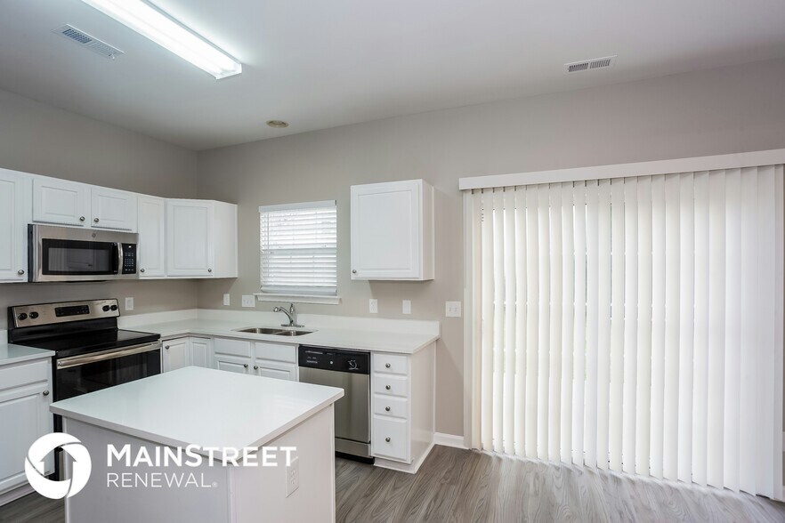 Building Photo - 12013 Cheviott Hill Ln