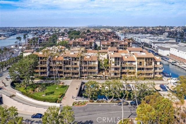 Building Photo - 9331 Marina Pacifica Dr N