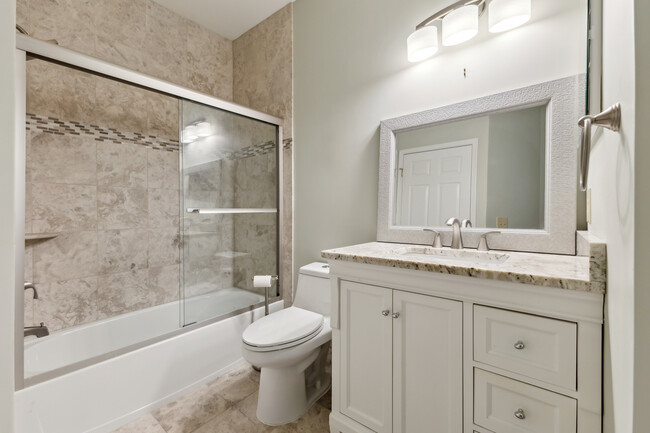 Hall bathroom - 11326 Westbrook Mill Ln