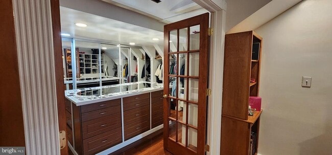 Building Photo - 1104 Mountain Hope Ct