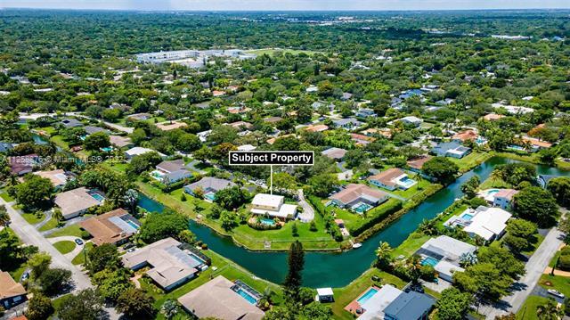 Building Photo - 11401 SW 72nd Plz