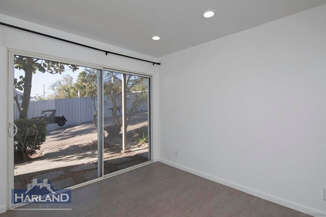 Building Photo - 721 Camino Del Mar