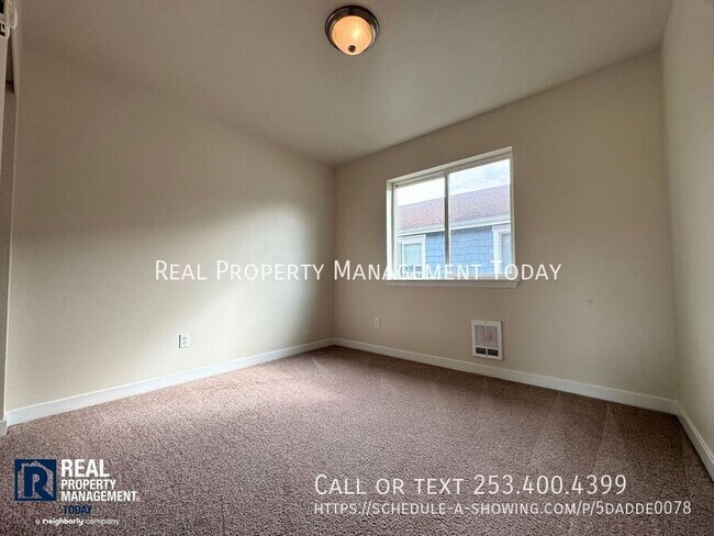 Building Photo - 4523 S Junett St