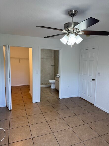 Building Photo - 7417 Vista Way