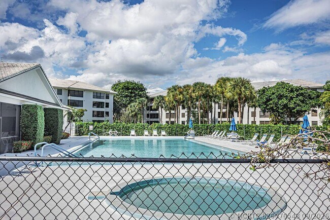 Building Photo - 3630 Whitehall Dr