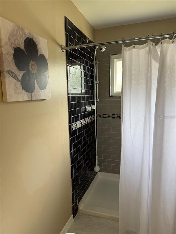 Building Photo - 5408 Ferdinand Dr