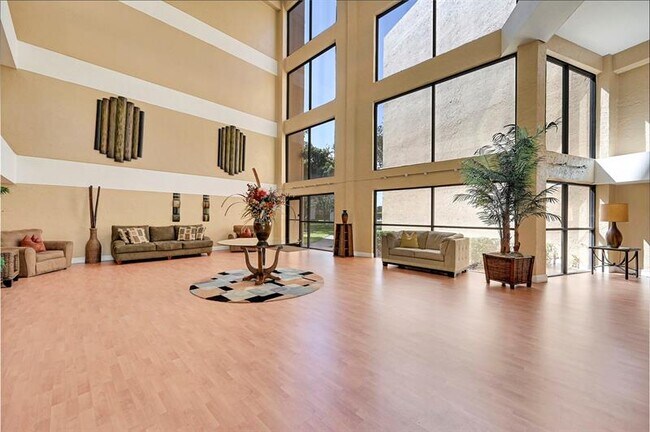Building Photo - 8592 W Sunrise Blvd