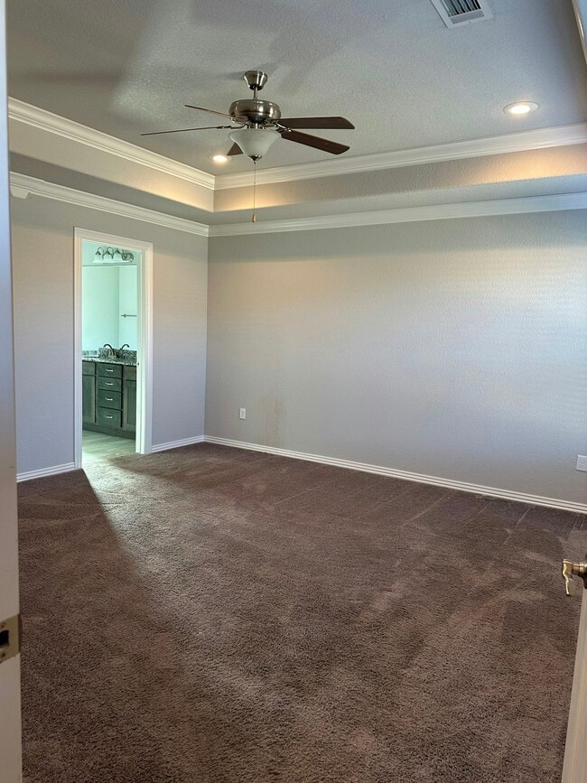 Building Photo - 4336 W Wales Dr