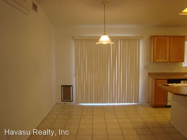 Building Photo - 3 br, 2 bath House - 2335 College Drive