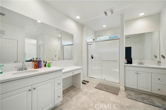 Building Photo - 36300 Firelight Cir