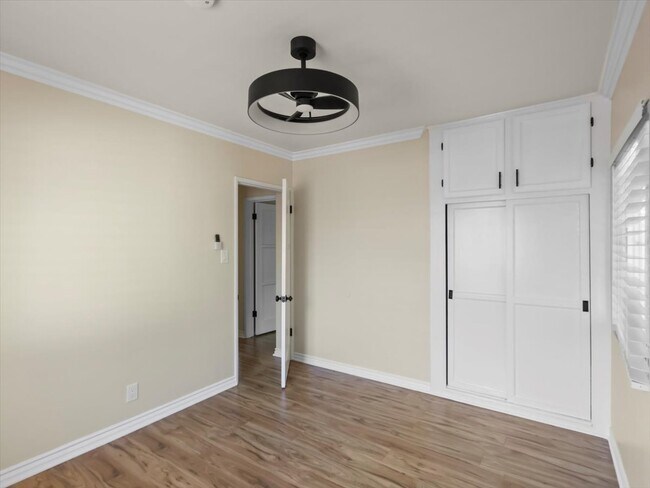 Building Photo - 3801 Legion Ln