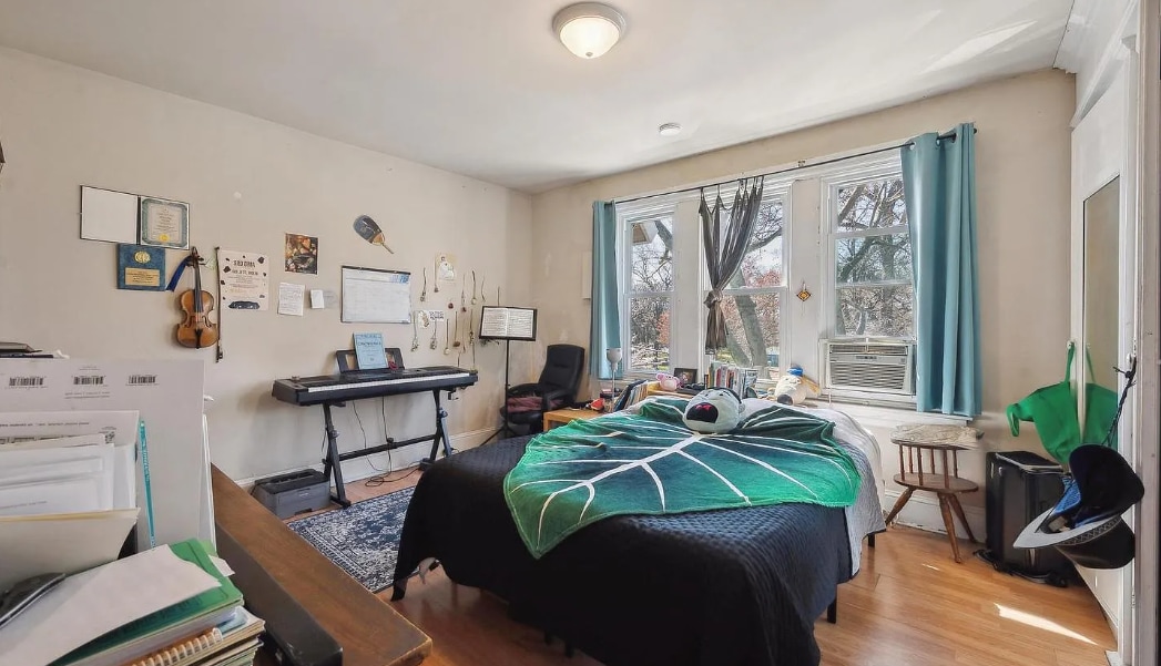 Building Photo - 5131 Pine St