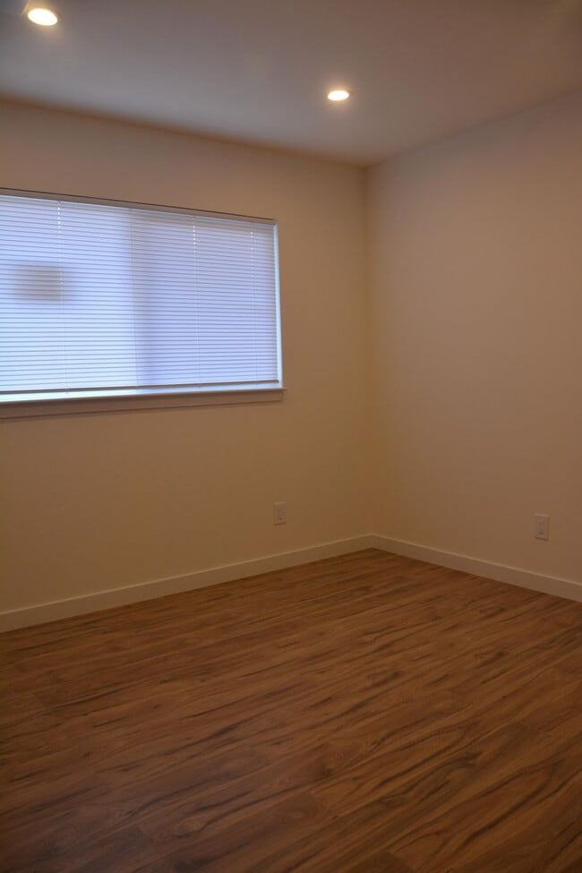 Building Photo - Beautifully Remodeled Antioch Delta Fair A...