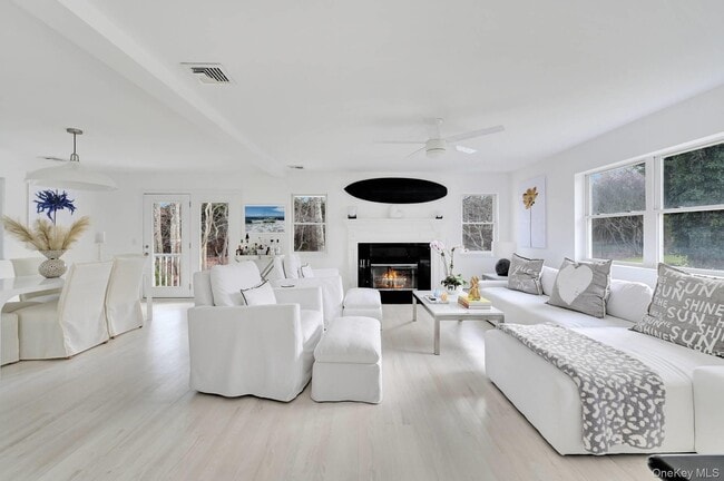 Building Photo - 167 Tuckahoe Ln