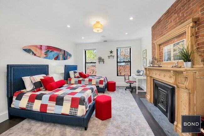 Building Photo - TURN KEY HARLEM TOWNHOUSE FOR RENT