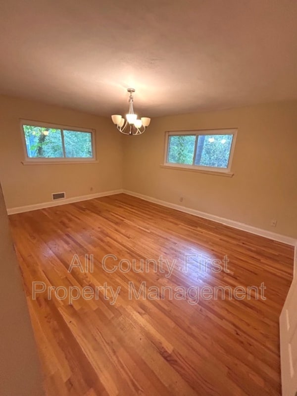 Building Photo - 3689 Calumet Rd