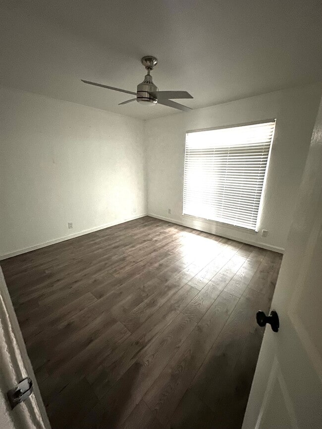 Building Photo - Lightsey Place