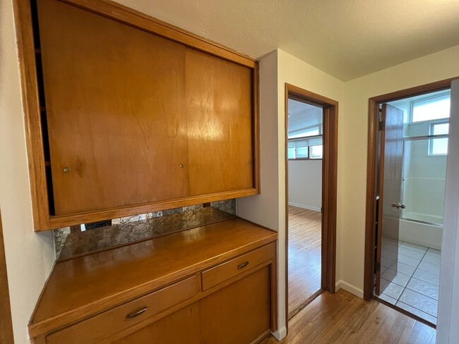 Building Photo - LSMCW421