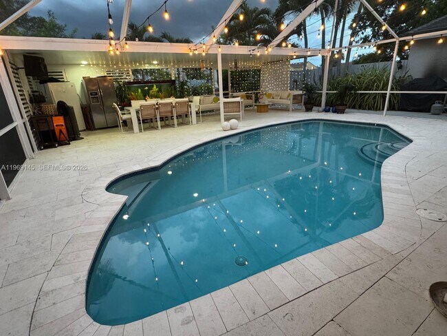 Building Photo - 15220 SW 49th St