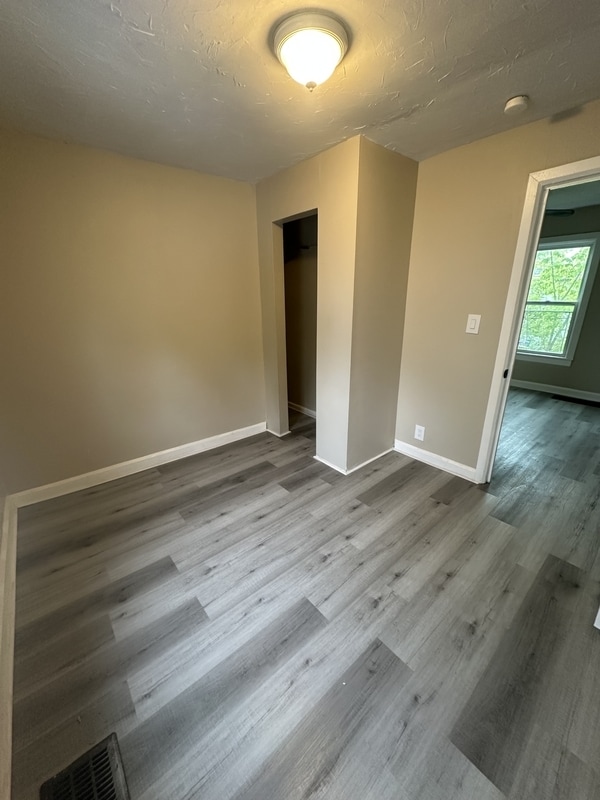 Building Photo - 12935 Mc Gowan Ave