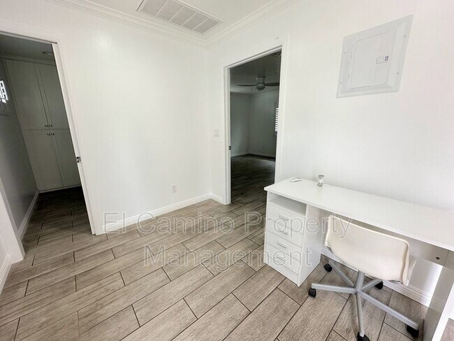 Building Photo - 8147 San Carlos Ave