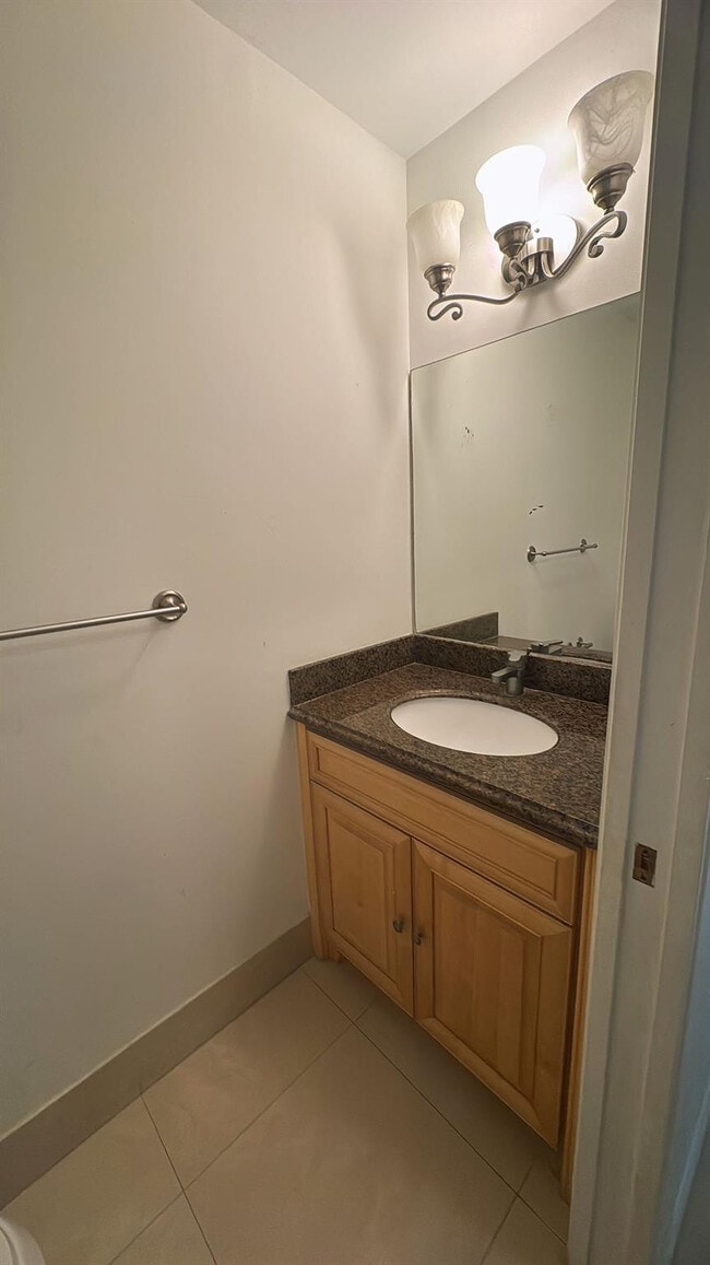 Building Photo - 6437 Boca Cir