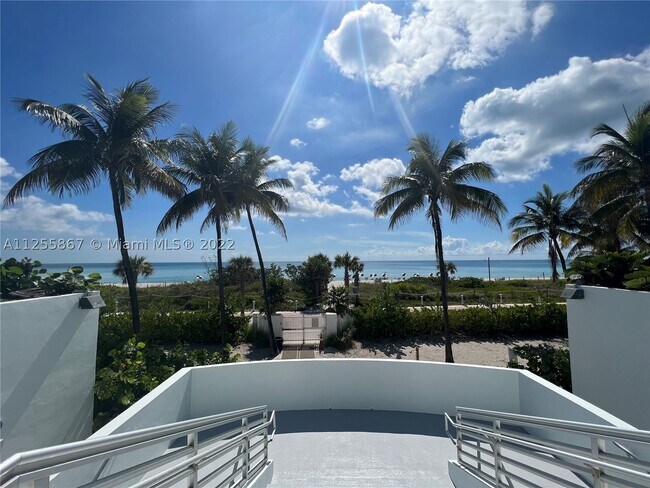 Building Photo - 5161 Collins Ave
