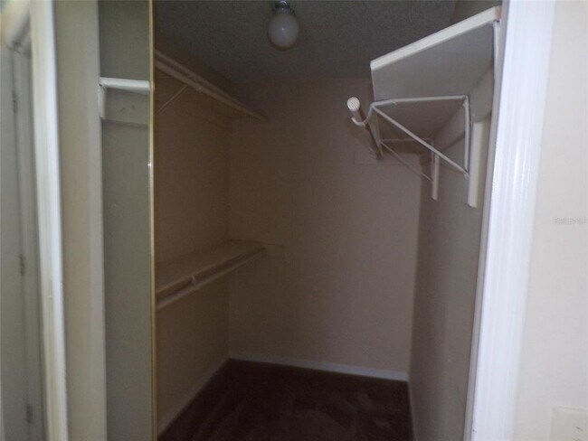 Building Photo - 2563 Davenport Cir