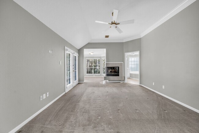 Building Photo - 34 Sparklewood Pl