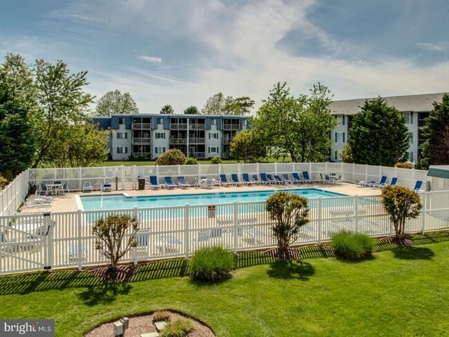 Building Photo - 36011 Condo Dr