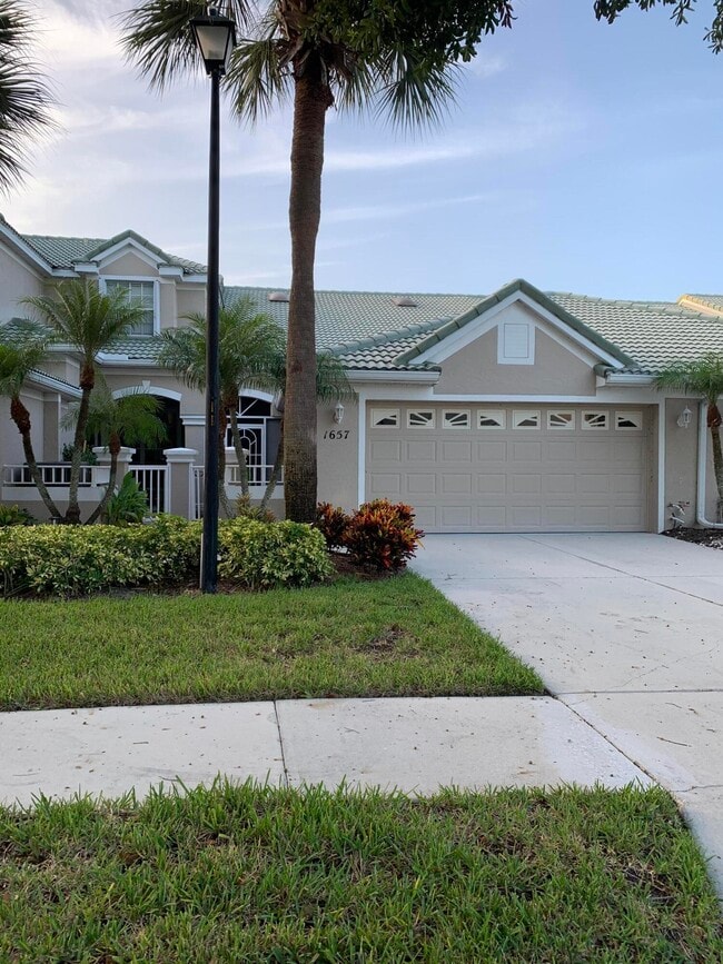 Building Photo - 1657 SW Harbour Isles Cir