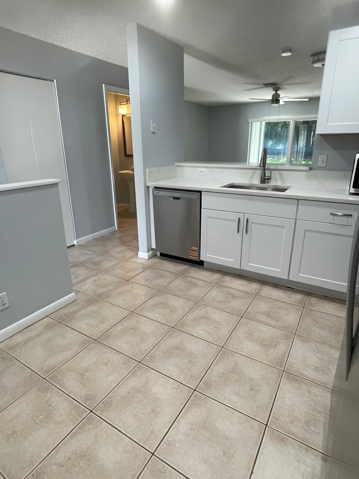 Building Photo - 9766 Kamena Cir