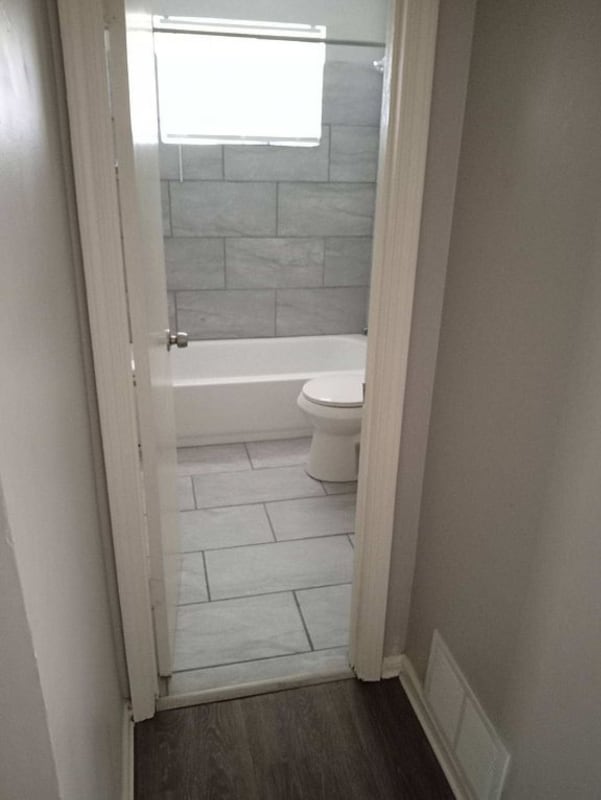 Building Photo - 797 Cavalier Dr