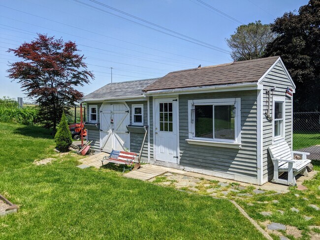 Building Photo - 46 Coakley Rd