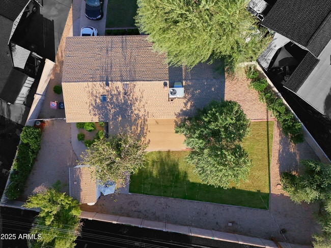 Building Photo - 4226 N 84th Pl