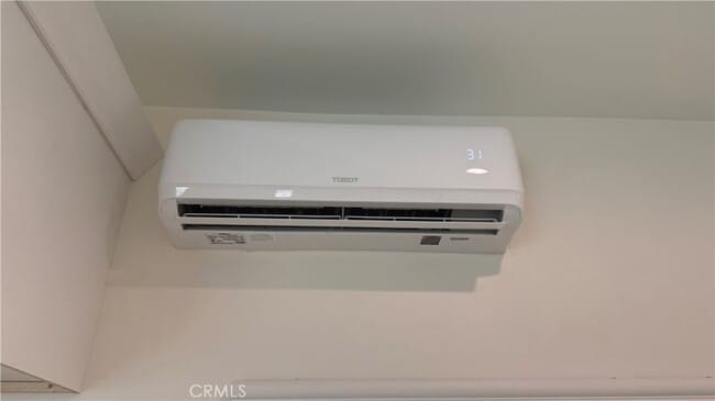 Building Photo - 3657 Mountain View Ave