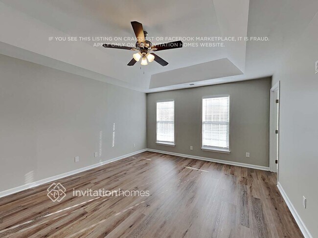 Building Photo - 213 Gabriel Dr