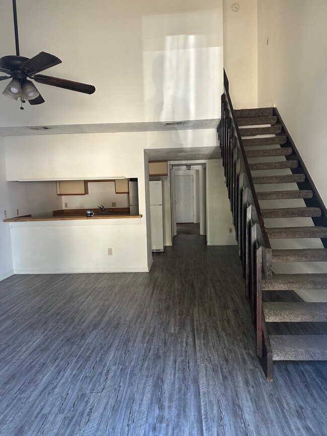 Building Photo - 2276 Sandpiper St