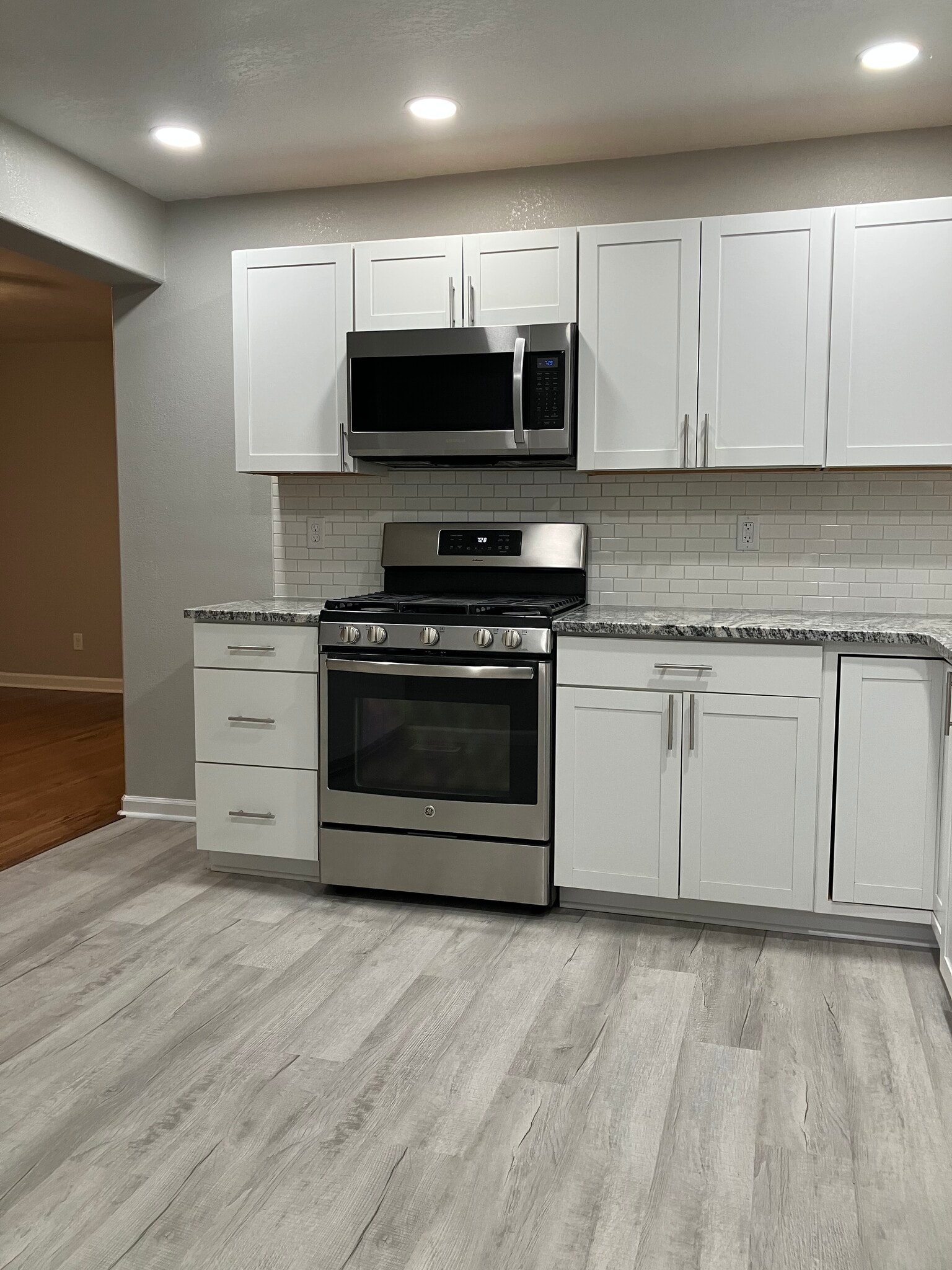 Building Photo - 1821 Lark Bunting Ln