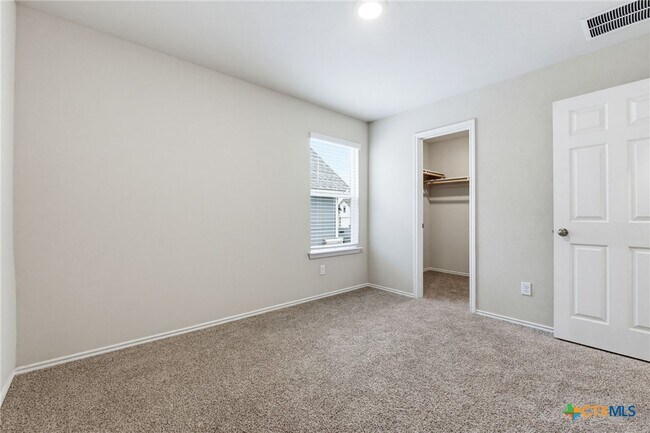 Building Photo - 2225 Oregano Ct