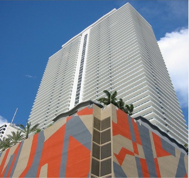 Building Photo - 50 Biscayne Blvd