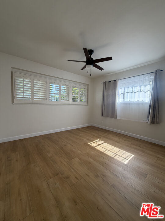 Building Photo - 6223 Enfield Ave